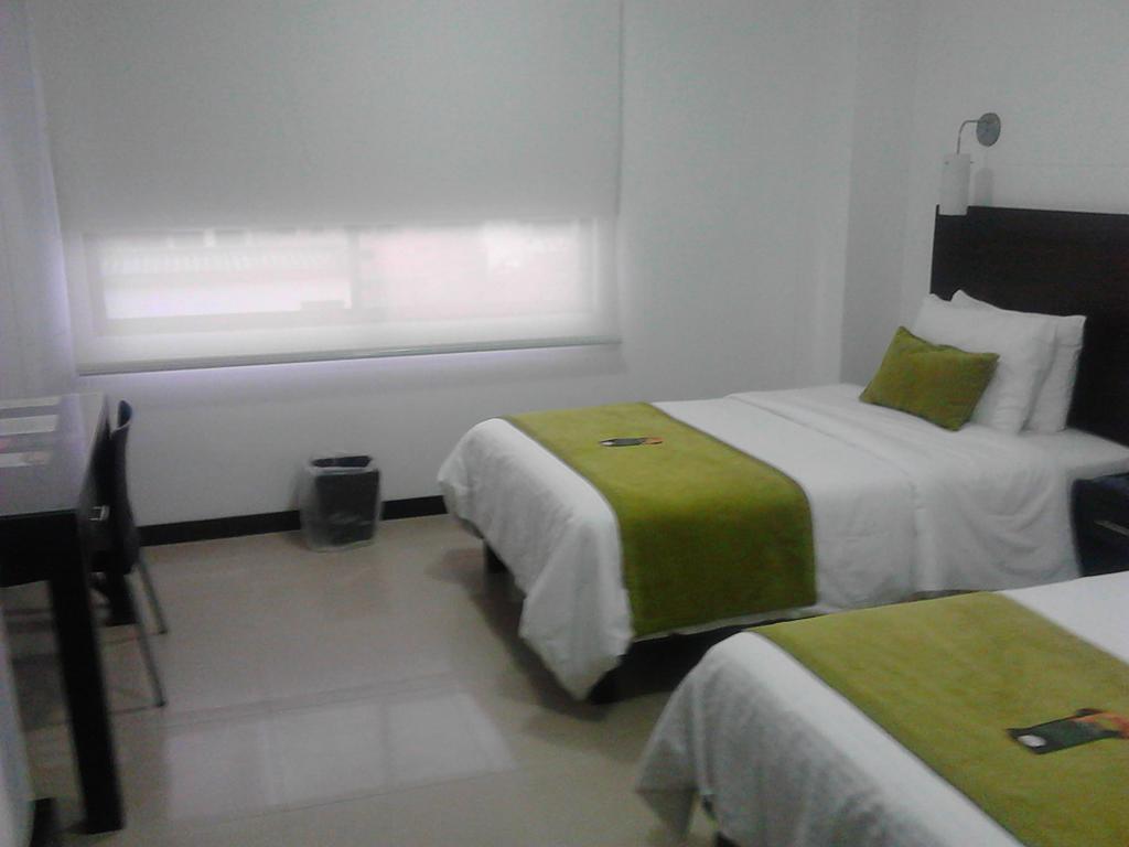 Hotel Pinares Plaza Pereira Exteriér fotografie